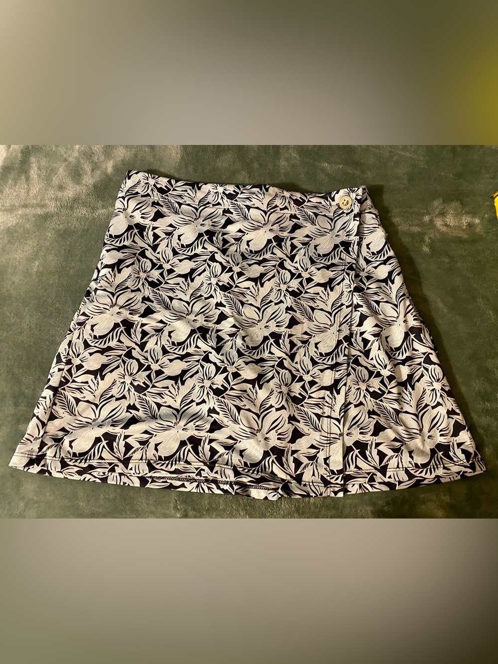 Stella Parker blue Floral activewear Skort M
